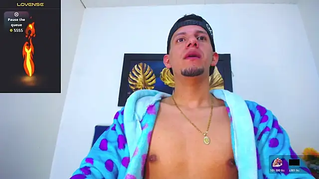 Snapshot of Sebastian_Smith__ chatting on 11.26.25 Sebastian Smith online show from 11.26.25