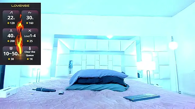 Sebastian Smith   online show from 12.04.25