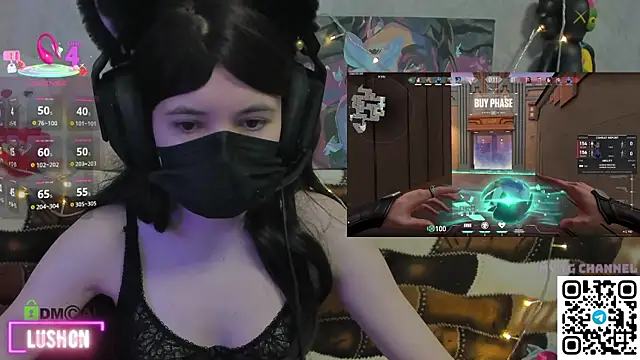 Snapshot of Ollie_Baird chatting on 11.28.25 Ollie Baird online show from 11.28.25