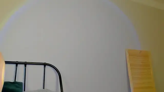 Snapshot of Vlada_vv chatting on 04.02.26 Vlada vv online show from 04.02.26