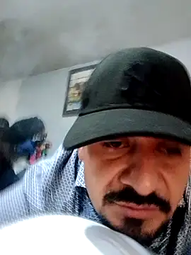 Snapshot of paoandjoe1010 chatting on 11.30.25 paoandjoe1010 online show from 11.30.25