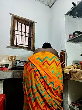 Snapshot of Desicouple1706 chatting on 01.07.26 Desicouple1706 online show from 01.07.26