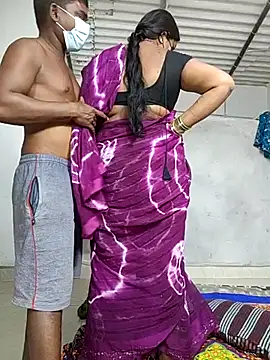 Snapshot of Desicouple1706 chatting on 01.15.26 Desicouple1706 online show from 01.15.26