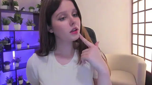 Lana Moon   online show from 11.25.25