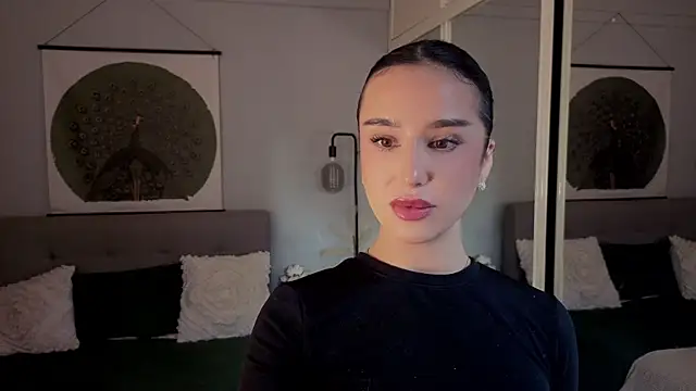 Snapshot of ShyColette chatting on 05.22.26 ShyColette online show from 05.22.26