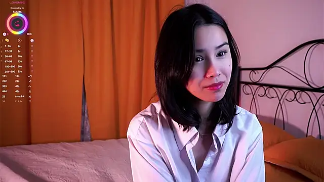 StaciaBratz online show from 11.23.25