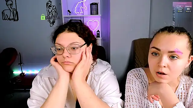 Snapshot of loya_best chatting on 12.02.25 loya best online show from 12.02.25