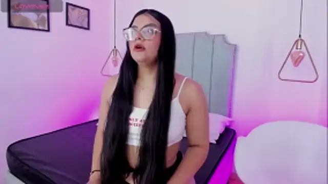 ScarlettWhitmore online show from 11.30.25