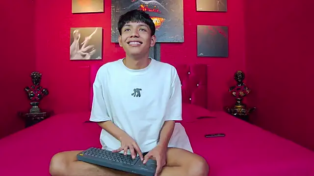 Liam Sinclair online show from 12.20.25