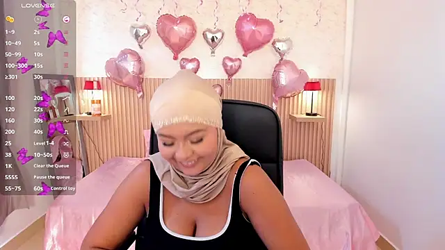 Snapshot of jasmyne_anbar chatting on 02.21.26 jasmyne anbar online show from 02.21.26