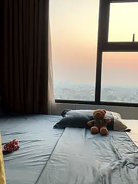 Queen-of-Love online show from 01.10.26