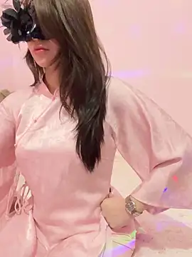 Queen-of-Love online show from 02.17.26