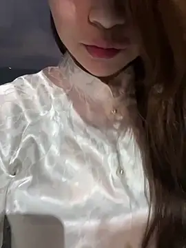 Snapshot of Queen-of-Love chatting on 03.25.26 Queen-of-Love online show from 03.25.26