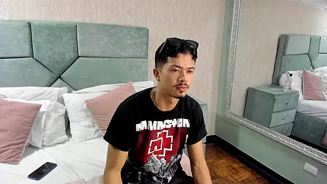 NicolaiKarav online show from 01.18.26