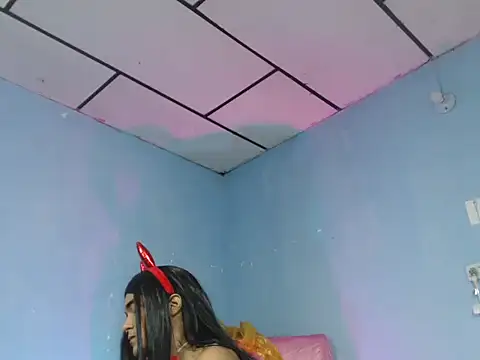 Snapshot of Candyx_girls chatting on 11.26.25 Candyx girls online show from 11.26.25