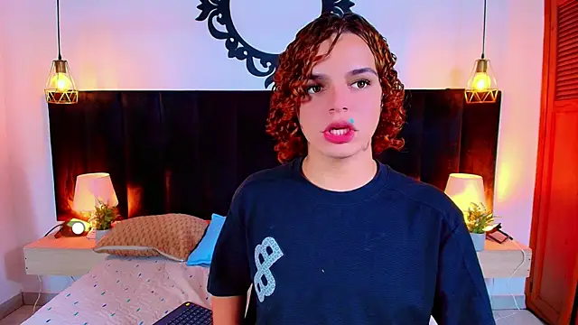 Snapshot of Skyee_angel chatting on 07.14.26 Skyee angel online show from 07.14.26