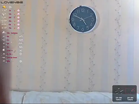 LustfulSarah online show from 10.06.25