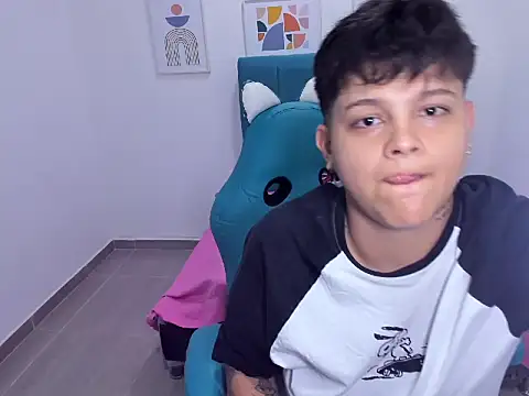  ian sweet online show from 12.02.25