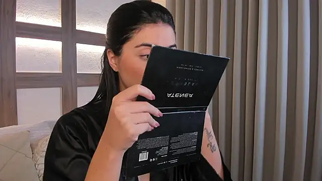 Snapshot of SarhaVega chatting on 02.28.26 SarhaVega online show from 02.28.26