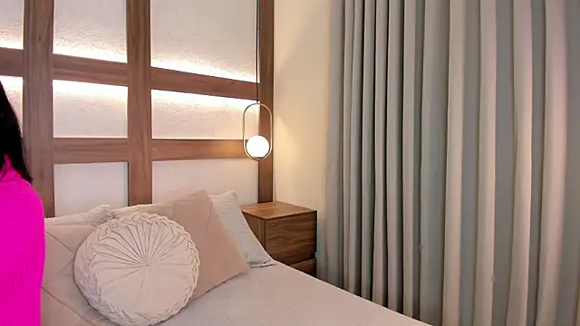 SarhaVega online show from 04.05.26