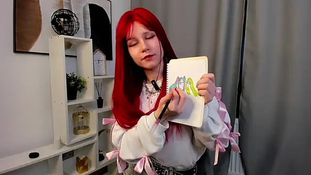 ShanaHearns online show from 11.25.25