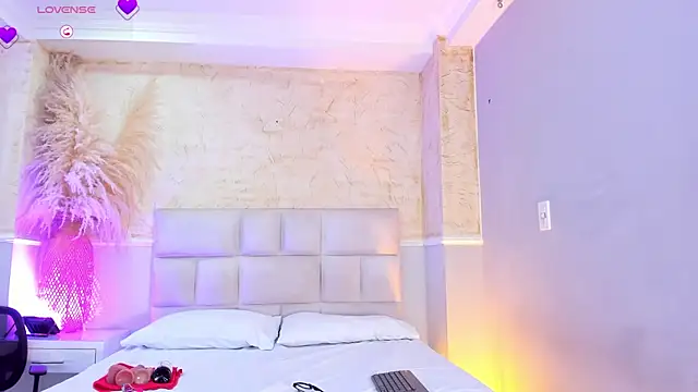 BritneyCortz  online show from 02.06.26