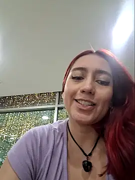 Eveeelyn25 online show from 11.25.25