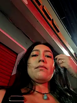 Eveeelyn25 online show from 06.14.26