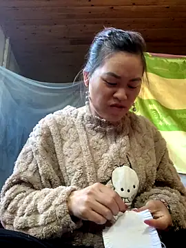 hotel222 online show from 11.26.25