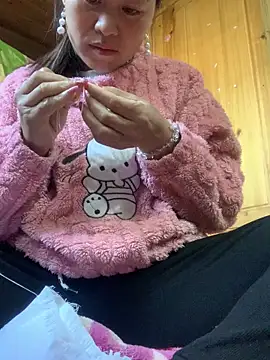 hotel222 online show from 11.27.25