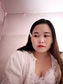 One-two22 online show from 12.03.25