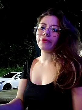 Snapshot of Renata_Honey chatting on 11.29.25 Renata Honey online show from 11.29.25