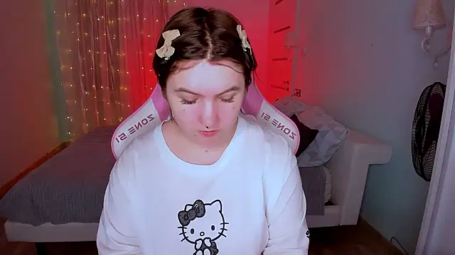 Snapshot of lovelyy_julia chatting on 02.01.26 lovelyy julia online show from 02.01.26