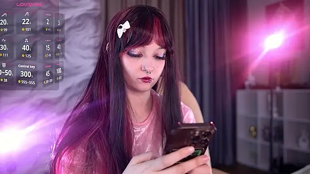 milanastars online show from 02.15.26