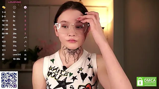 Snapshot of CaroleMyers chatting on 11.22.25 CaroleMyers online show from 11.22.25