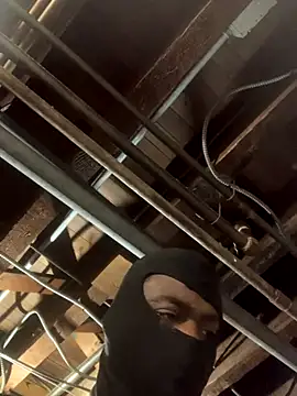 BlackWood777777 online show from 11.26.25