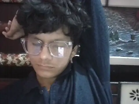 Snapshot of maskedman699 chatting on 11.28.25 maskedman699 online show from 11.28.25