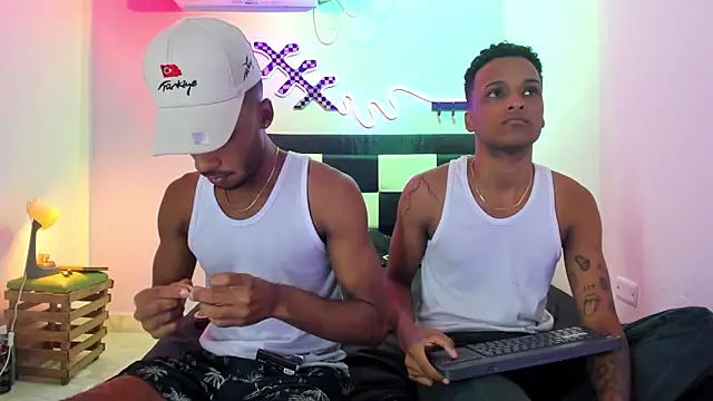 Snapshot of Black_Guys_Pervert_ chatting on 11.26.25 Black Guys Pervert online show from 11.26.25