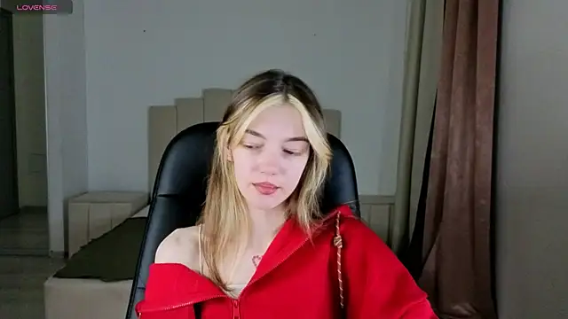 MILLIE MUR online show from 01.14.26