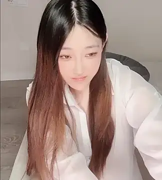 Snapshot of clara-cc chatting on 02.10.26 clara-cc online show from 02.10.26