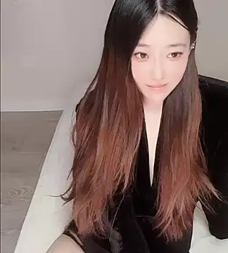 Snapshot of clara-cc chatting on 02.11.26 clara-cc online show from 02.11.26