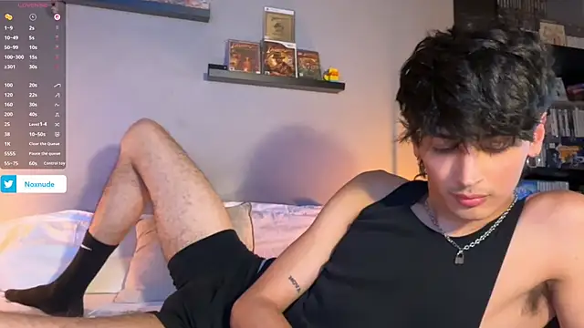 Snapshot of noxnude chatting on 02.19.26 noxnude online show from 02.19.26