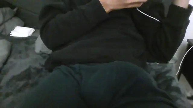 latinman7944 online show from 04.13.26