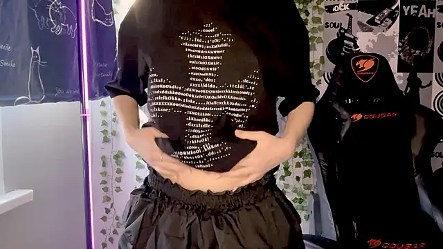 Snapshot of helgicuteness chatting on 02.03.26 helgicuteness online show from 02.03.26