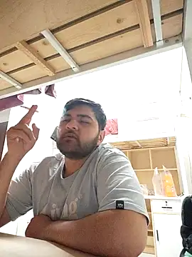 Koma001 online show from 11.26.25