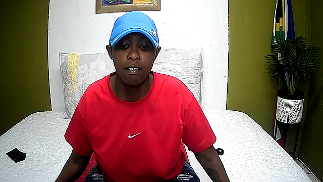 Snapshot of SexyCurves9 chatting on 06.13.26 SexyCurves9 online show from 06.13.26