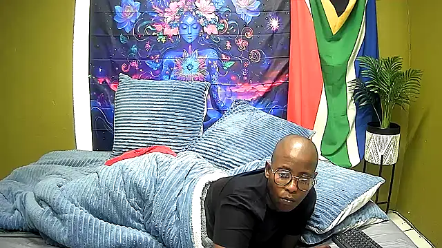 Snapshot of SexyCurves9 chatting on 06.29.26 SexyCurves9 online show from 06.29.26