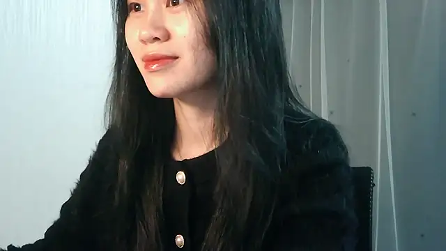 Snapshot of Nunaa18 chatting on 11.24.25 Nunaa18 online show from 11.24.25