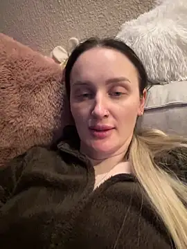 TomilaSi online show from 12.17.25