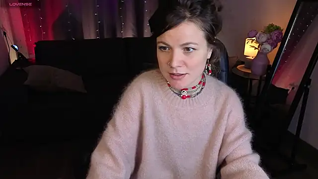 Marla Bri online show from 11.25.25